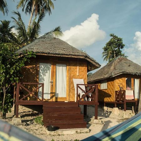 Simeulue Surflodges Lasikin Exteriér fotografie
